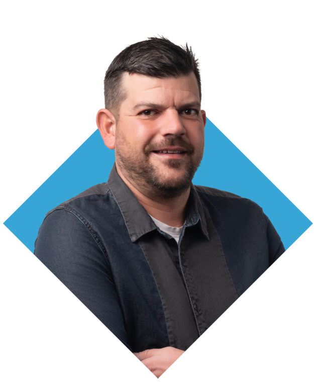 Robert Cameron Headshot